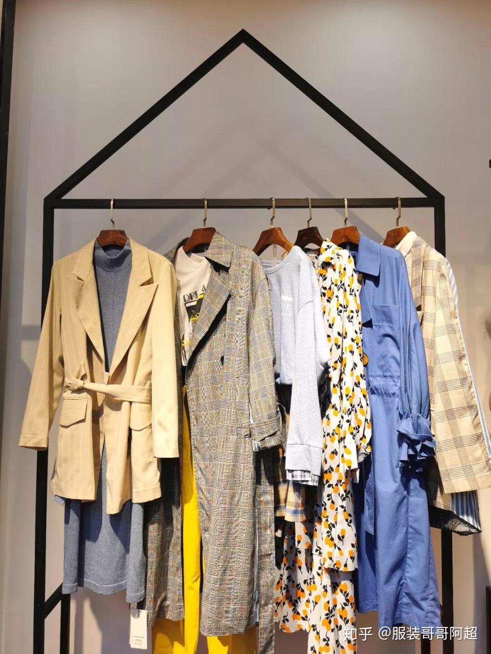 服装拿货口语怎么说？最全的服装批发市场进货行话与鞋帽批发指南