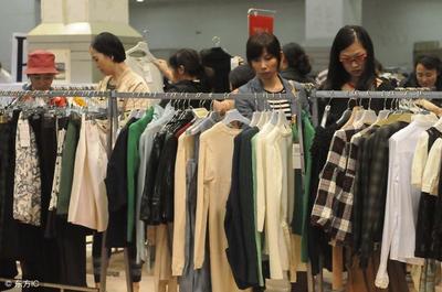 探索郑州服装与鞋帽批发市场 品类最全的购物指南